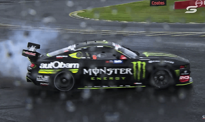 Supercars’ Best Race Ever? NASCAR Carnage & Supercross Drama!